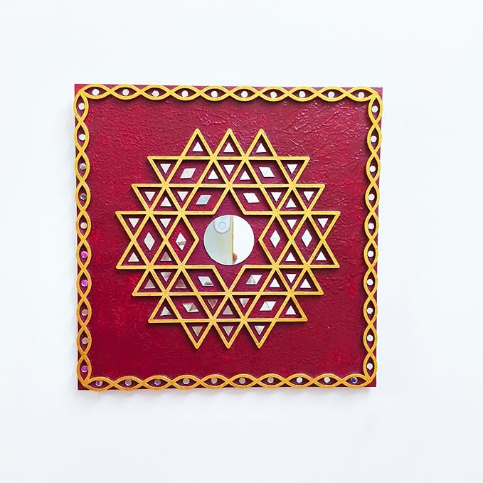 Aishwarya Lakshmi Kolam Wall Hanging for Pooja Home Temple, Ishwarya Lakshmi Kolam, Wooden Aishwarya Lakshmi Kolam Yantra (12 inch Square Maroon)