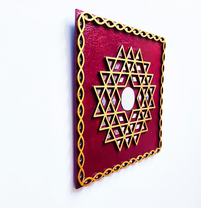 Aishwarya Lakshmi Kolam Wall Hanging for Pooja Home Temple, Ishwarya Lakshmi Kolam, Wooden Aishwarya Lakshmi Kolam Yantra (12 inch Square Maroon)