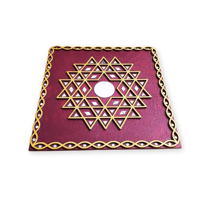 Aishwarya Lakshmi Kolam Wall Hanging for Pooja Home Temple, Ishwarya Lakshmi Kolam, Wooden Aishwarya Lakshmi Kolam Yantra (12 inch Square Maroon)