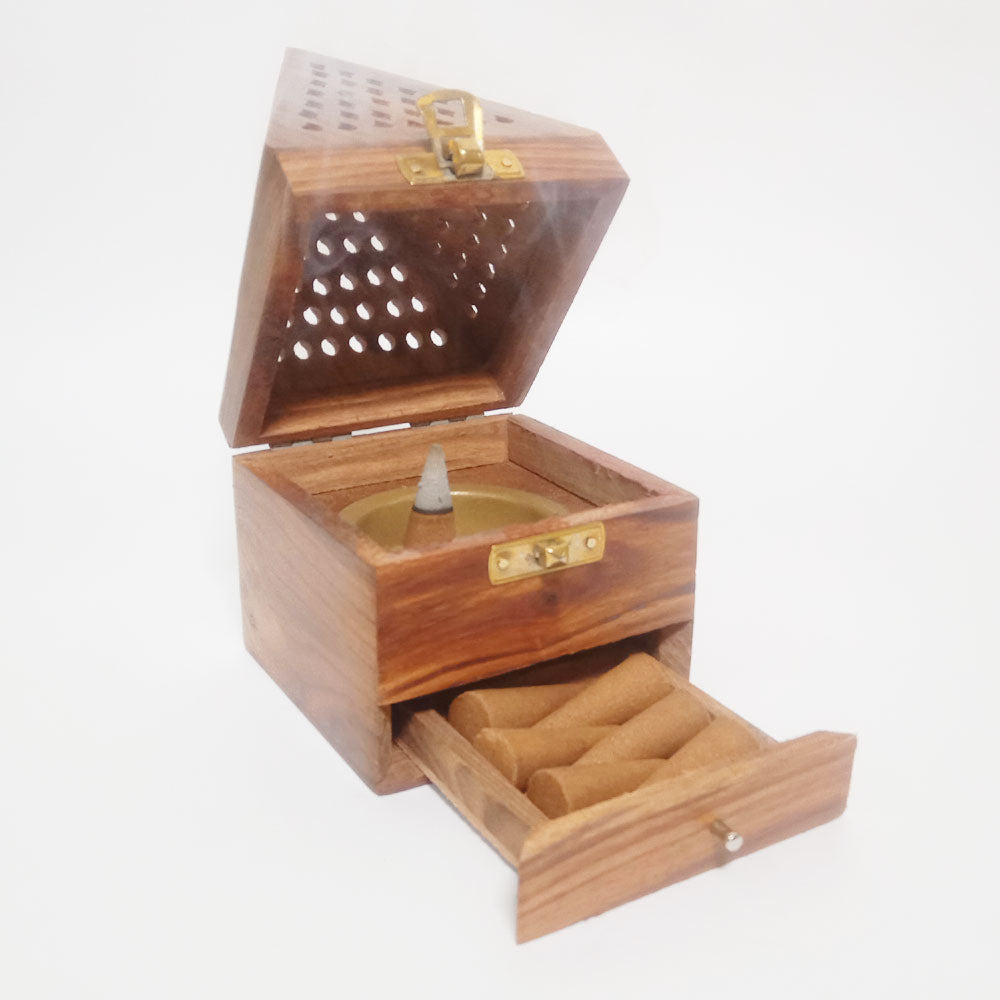 Wooden Dhoop Holder – High-Quality 3.5" x 7" Pyramid Design