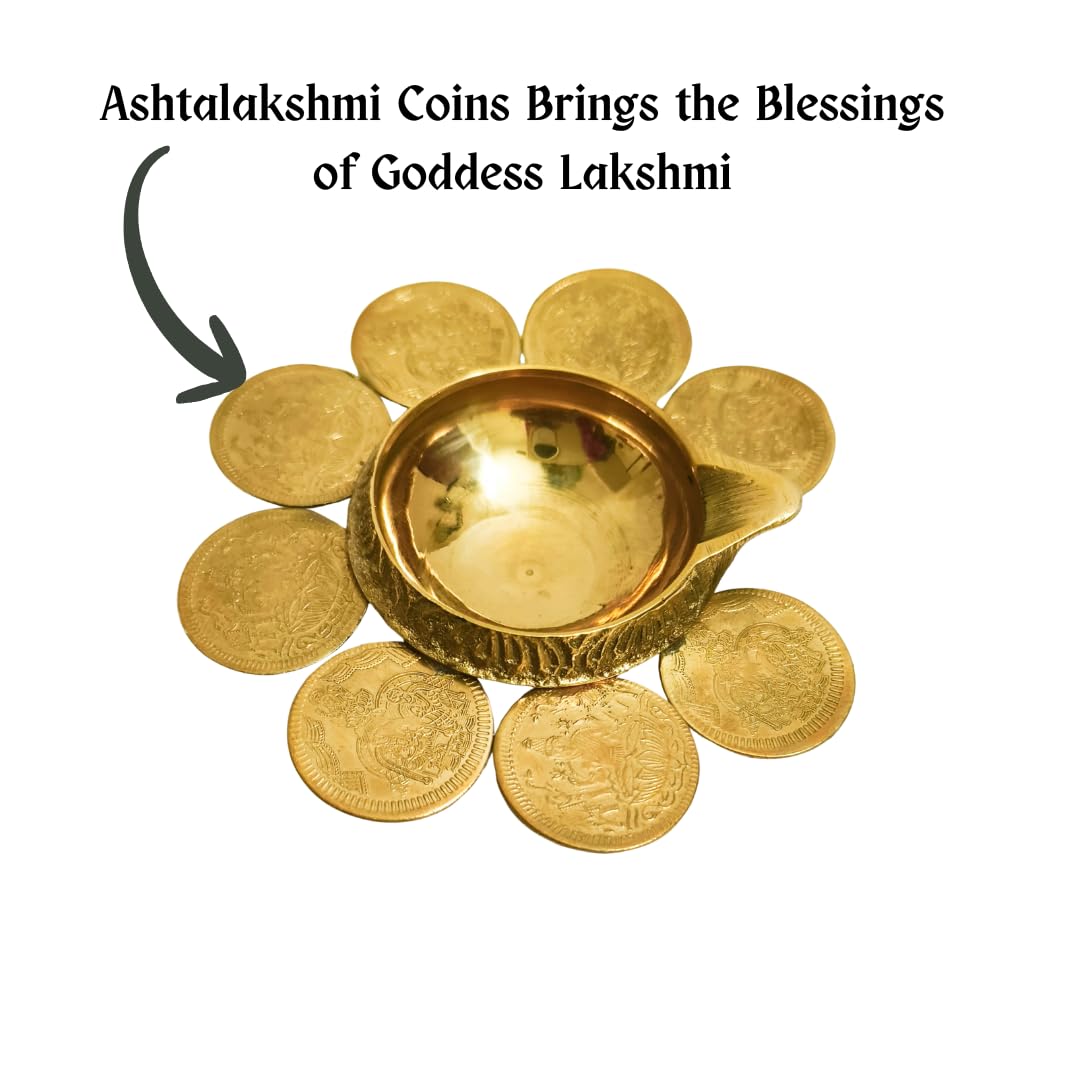 Kuber vilakku with 8 Coins